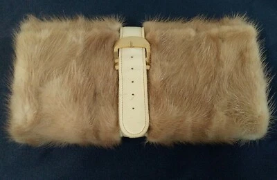 Womens Vintage St. Thomas Fur Clutch Foto 1 de 4