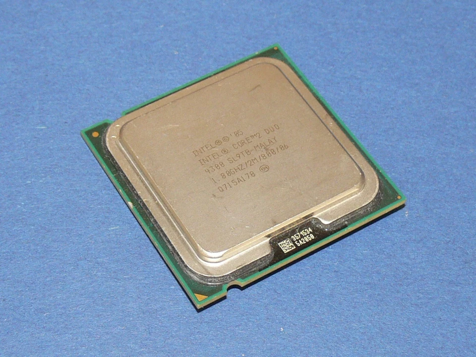 E4300 Intel Core 2 Duo 2x 1,8GHz Processor SL9TB CPU Socket 775 - Image 1 of 1
