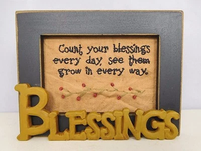 Dicho inspirador - "Cuenta tus bendiciones cada uno" signo - Cubo de flores #42750A Foto 1 de 4