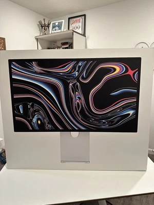 Apple mac studio m1 Ultra 64gb 2tb + Studio Display + Keyboard + Trackpack - Image 1 of 4