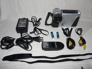Sharp VL-H860 VL-H860U HI8 HI 8 8mm Video8 Camcorder VCR Player Video Transfer - Picture 1 of 8