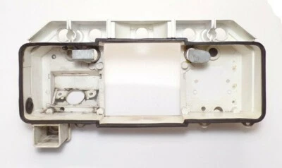 Carcasa interior calibre Yamaha XJ750R Seca. 1981, 1982, 1983. 24L-8353H-00-00. Foto 1 de 4