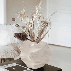 White Small Ceramic Vase for Modern Home Decor, Ceramic Coral Flower Vase for No - Picture 1 of 7
