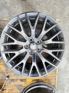 Felge vorne 19 Zoll Ford Mustang 6 Fastback 5.0 V8 FR3J-1007-BD / FR3J-1007-DB - Bild 1 von 12
