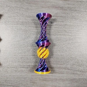 Purple 3D printed rainbow spiral toy can be used in combination - Picture 1 of 4
