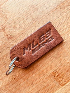 Leder Schlüsselanhänger leather keychain - Mercedes ML63 AMG - Picture 1 of 4