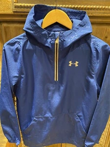 Under Armour Storm Windbreaker Jacke 1/4-Reißverschluss mit Kapuze blau Jugend größer - Bild 1 von 6