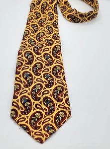 Vintage Men's Neck Tie Hand Made in USA Yellow Red Paisley Pattern 100% Silk - Picture 1 of 6