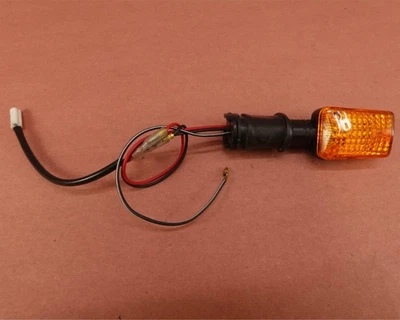 Передний поворотник 2004-2009 YAMAHA FZ6-S FZ6S FZ6 FZ600 (B) - Изображение 1 из 4