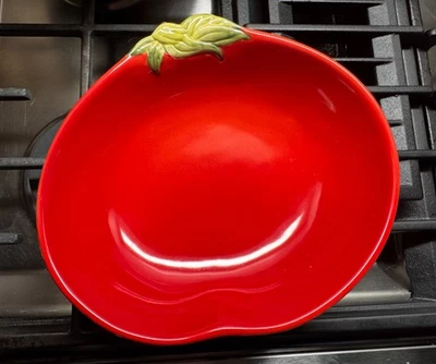 Pottery Barn "Garden Pasta" Bowl 8.75" x 8" x 2.5" - Image 1 of 2