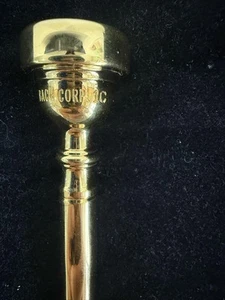 Bach Corp. 1C Gp Trumpet Mouthpiece - Picture 1 of 4