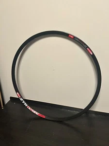 NUEVO Llanta 26" Stan's NoTubes ZTR Olympic Disc 28H Negro NUEVO - Imagen 1 de 7