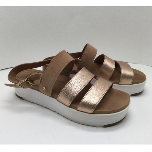 UGG Braelynn sandalo donna plateau pelle metallizzata 9