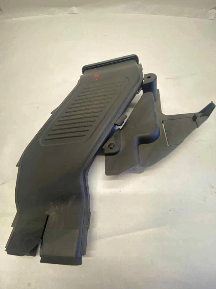 Mazda 3 2006 admisión de aire manguera tubo conducto conjunto 2,0 L sedán Foto 1 de 4