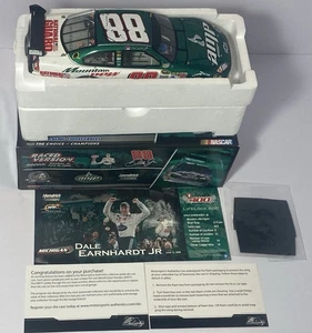 Dale Earnhardt Jr 2008 Action 1/24 #88 Amp Energy Michigan Win Raced Version - Bild 1 von 6