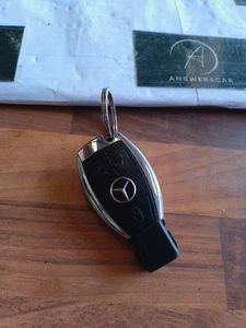 MERCEDES-BENZ C-KLASSE W204 3 TASTEN FERNBEDIENUNG SICHERHEITSSCHLÜSSELANHÄNGER 2013 #53 - Bild 1 von 5