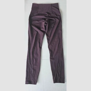 Leggings raros Lululemon Wunder menores de 7/8 | Adobe oscuro floral disperso talla 6 - Usados en excelente estado - Imagen 1 de 6