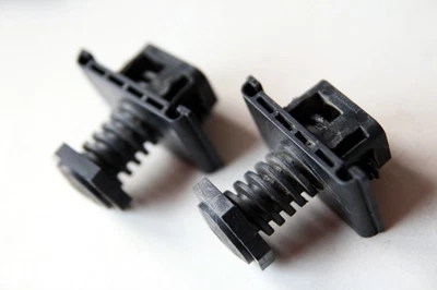 OEM Dodge RAM 1500 2500 capó ajustable capó tope parachoques juego 55276482AB Foto 1 de 3