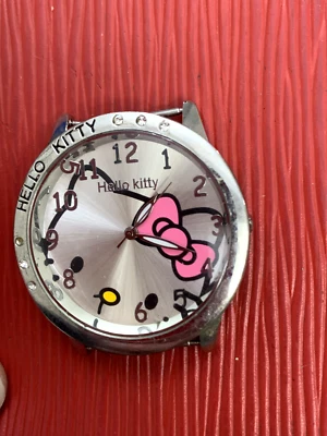 Reloj Hello Kitty plata Foto 1 de 2