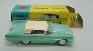Corgi Toys Ford Thunderbird No. 214 Green & Cream w/box vintage Die-Cast - Picture 1 of 17