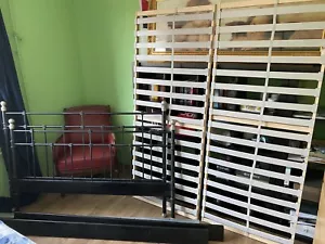 Metallbett schwarz "Svelvik" von Ikea 160* Vom Inkl. Lattenroste 35€ VB - Bild 1 von 6