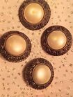 faux pearl Vintage buttons