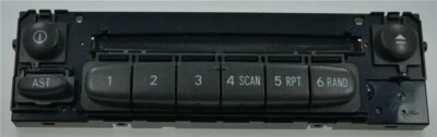 TOYOTA Yaris P1 Bedienfeld Radio Tasten Steuerung Bedienung Buttons Front - Bild 1 von 2