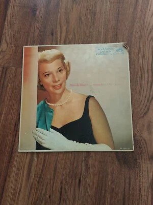 Dinah Shore ‎– Moments Like These (Vinyl, LP, RCA, LSP-1719, Released 1958) - Image 1 of 4