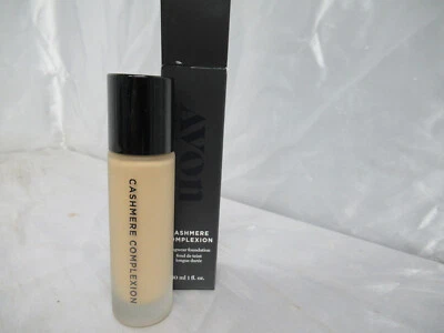Base de maquillaje AVON Cashmere Complexion Longwear CUSTARD 1 floz 888761443799 Foto 1 de 3