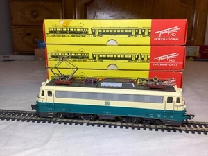 Fleischmann HO 2 Rail DC 4338 DB BR 110 Bo-Bo Electric Locomotive 110 352-2 - Picture 1 of 5