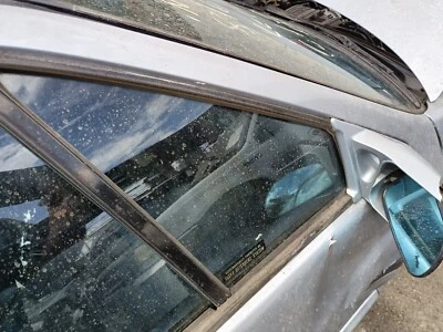 Vidrio de ventilación de puerta delantera derecha OEM 1988 1989 1990 1991 Mazda RX7 convertible Foto 1 de 4