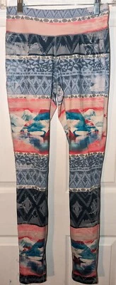 Leggings para mujer MOSSIMO SUPPLY CO. estampado colorido multicolor talla XS 24" X 29" Foto 1 de 4