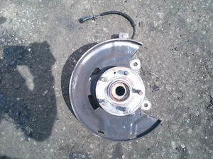 VAUXHALL ASTRA STUB AXLE - DRIVER FRONT (ABS TYPE) 1.6 PETROL 2009-2015 - Picture 1 of 9