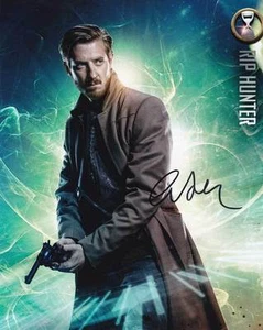 Arthur Darvill In-Person AUTHENTIC handsigniertes Foto COA SHA #83880 - Bild 1 von 2