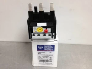 RT2L GE CONTROL PUSH BUTTONS/IEC CONTROLS STARTERS - Picture 1 of 4