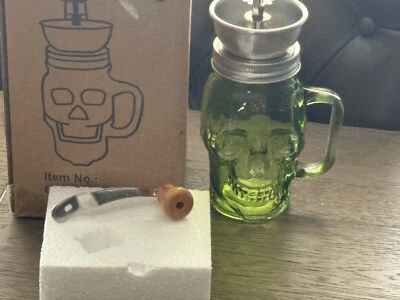 Calavera Halloween Molinillo de Café Tarro Tarro de Albañil con Tapa Decoración Gótico Verde Nuevo Foto 1 de 4