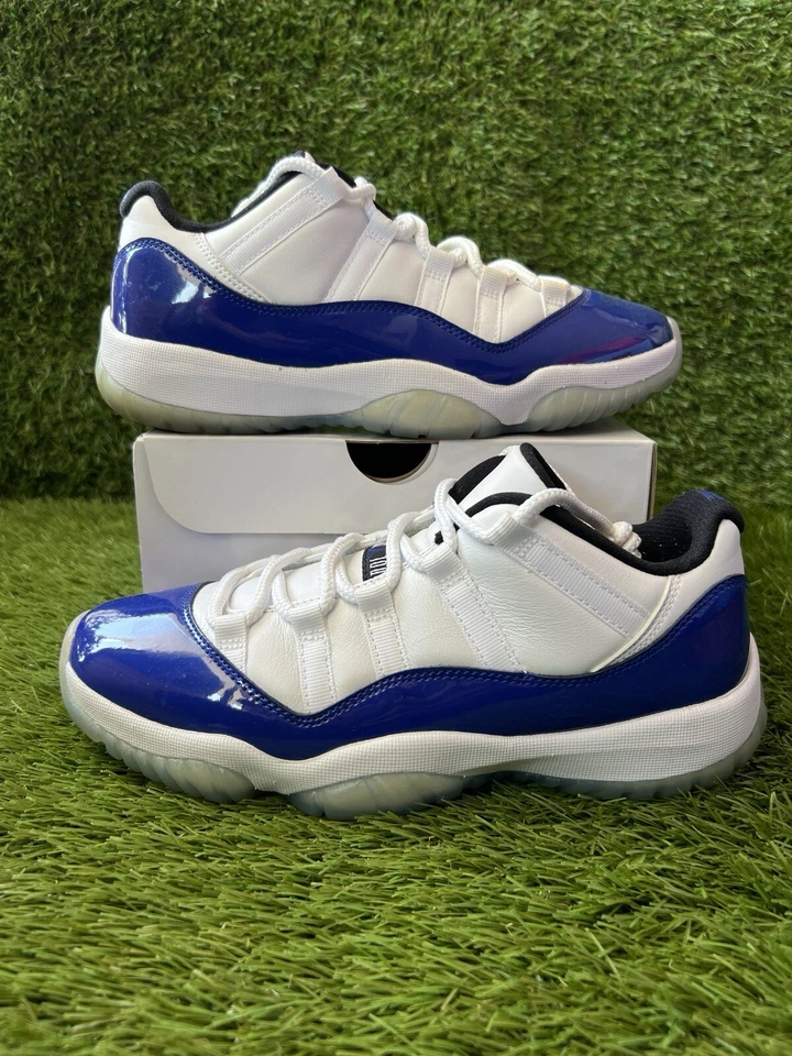 Talla 9 - Boceto retro de Air Jordan 11 Low Concord con Foto 1 de 4