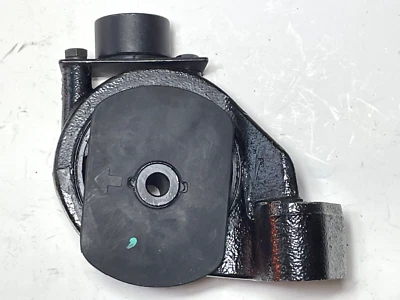 Suporte de motor dianteiro direito para Hyundai 01-05 XG300 XG350 e 04-06 Kia Amanti 3.5L - Imagem 1 de 4