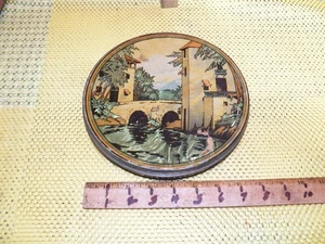 Vintage TINDECO SUNLTE Round Metal Candy Tin - Picture 1 of 7