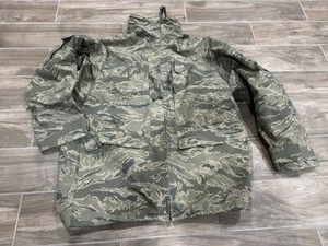 Chaqueta Militar Para Hombre Grande Verde Camuflada Parka Todo Propósito Ambiental Goretex - Imagen 1 de 4