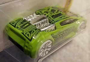 Hot Wheels 2019 HW Art Cars Series 3/10 ZOTIC Green Race Car Vehicle Toy 135/250 - Picture 1 of 12