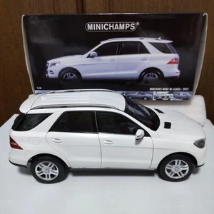 Mercedes Classe M 2011 1/18 Minichamps - Foto 1 di 19