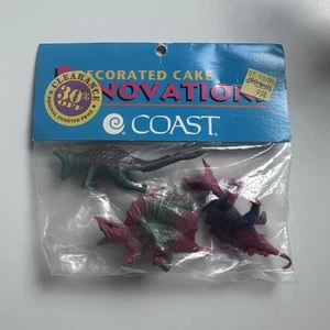 Estatuilla de plástico de dinosaurio costero vintage adornos para pasteles 3 nuevas - Imagen 1 de 5