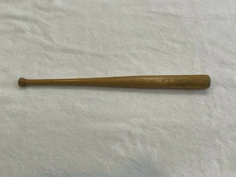VINTAGE 1950's New York Yankees SGA Bat Day 18 Inch Mini Bat, RARE&NICE! Cover