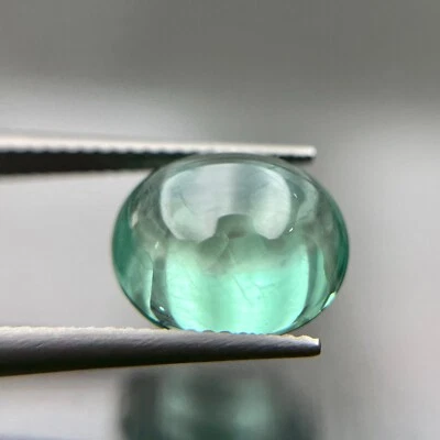 PIEDRA PRECIOSA 8,30 CT PERFECTA ESMERALDA CHATHUM CORINDUM OVALADA CABUJÓN CREADA EN LABORATORIO Foto 1 de 3