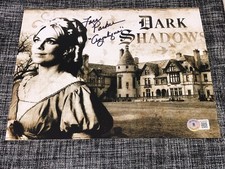 LARA PARKER SIGNED AUTOGRAPH 8X10 PHOTO ANGELIQUE DARK SHADOWS BECKETT BAS COA