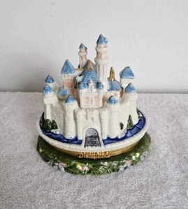 DISNEY SLEEPING BEAUTY CASTLE TRINKET BOX SELTEN - Bild 1 von 8