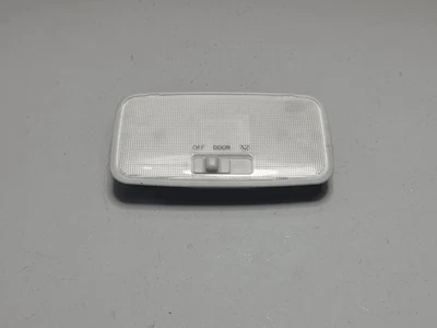 Toyota RAV4 крыша хедлайнер верхний задний купол света чтения лампа OEM 2019-22 - Изображение 1 из 4