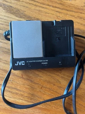 Adaptador de corriente alterna para videocámara JVC AA-V50 cargador doble Foto 1 de 2