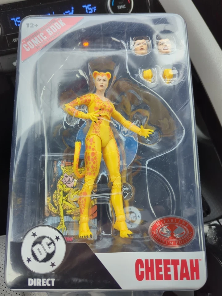 Punzonadores de páginas DC Direct Cheetah McFarlane Platinum Foto 1 de 1